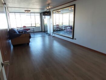 Venta Depto. Con Linda Vista Despejada Al Oriente. Ñuñoa. Array