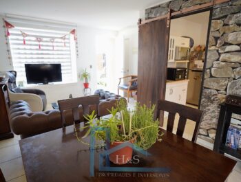 Cómoda Casa De Dos Pisos, Con Patio, Puente Alto Cómoda Casa De Dos Pisos, Con Patio, Puente Alto