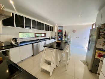 Casa En Venta En Las Brisas De Chicureo